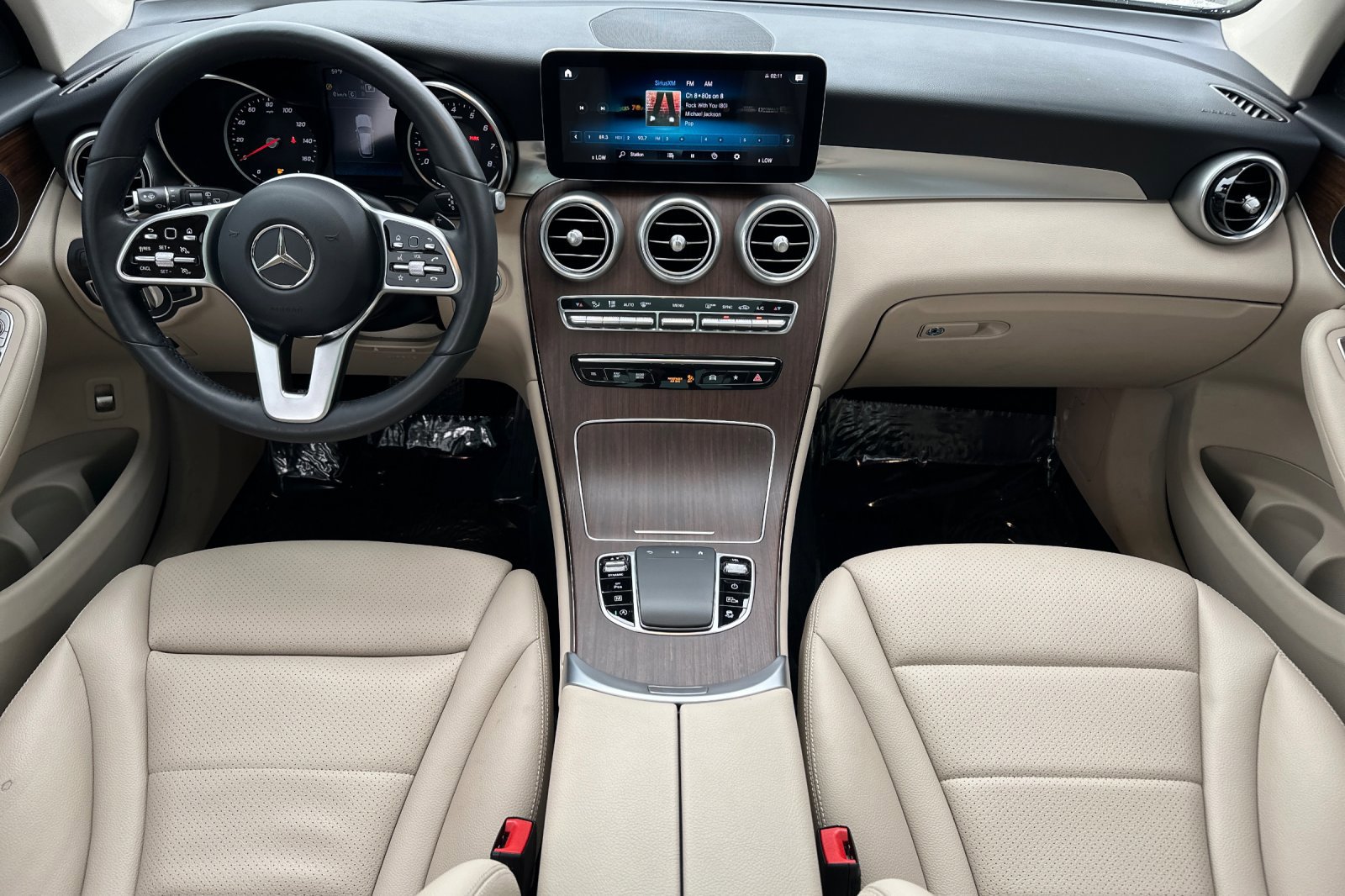 Used 2022 Mercedes-Benz GLC 300 4MATIC w/ Premium Package Lite image 13