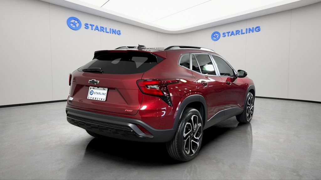 Certified 2024 Chevrolet Trax RS w/ Sunroof Package FWD image 9
