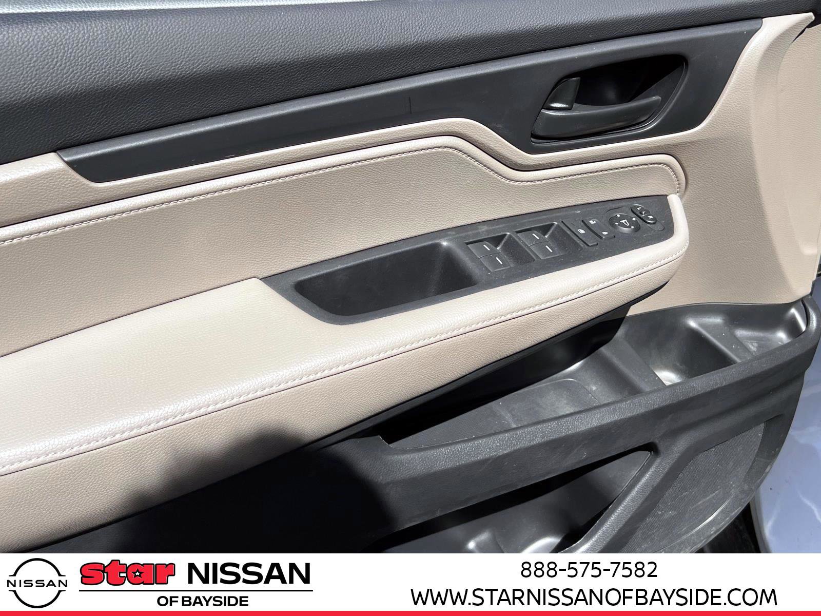 Used 2024 Honda Odyssey EX image 14