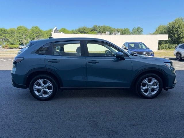 Used 2024 Honda HR-V LX image 5