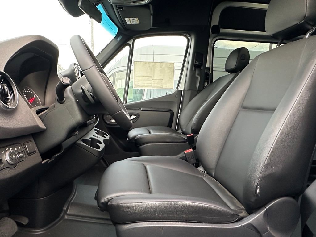 New 2023 Mercedes-Benz Sprinter 2500 image 17