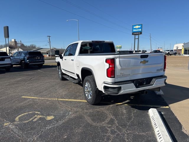 Used 2024 Chevrolet Silverado 2500 High Country w/ High Country Premium Package image 5