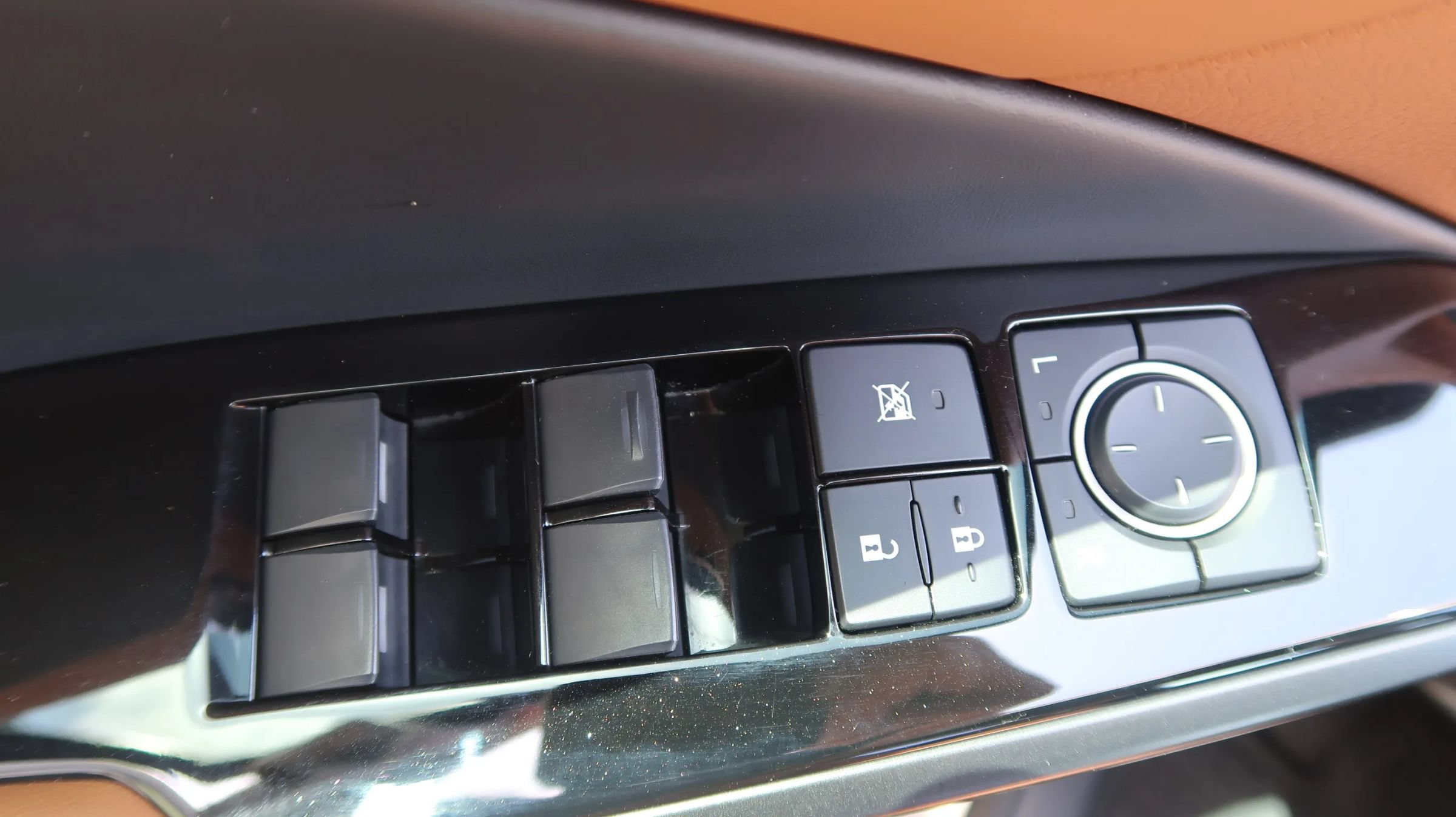 Used 2025 Lexus IS 300 F Sport AWD/4WD image 28