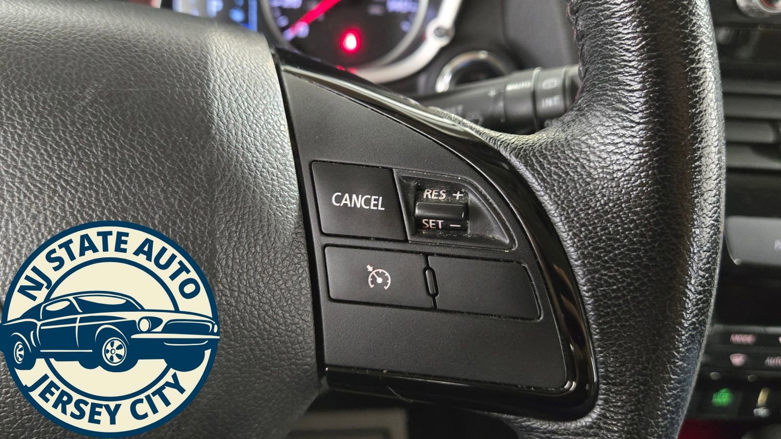 Used 2023 Mitsubishi Eclipse Cross SE image 13
