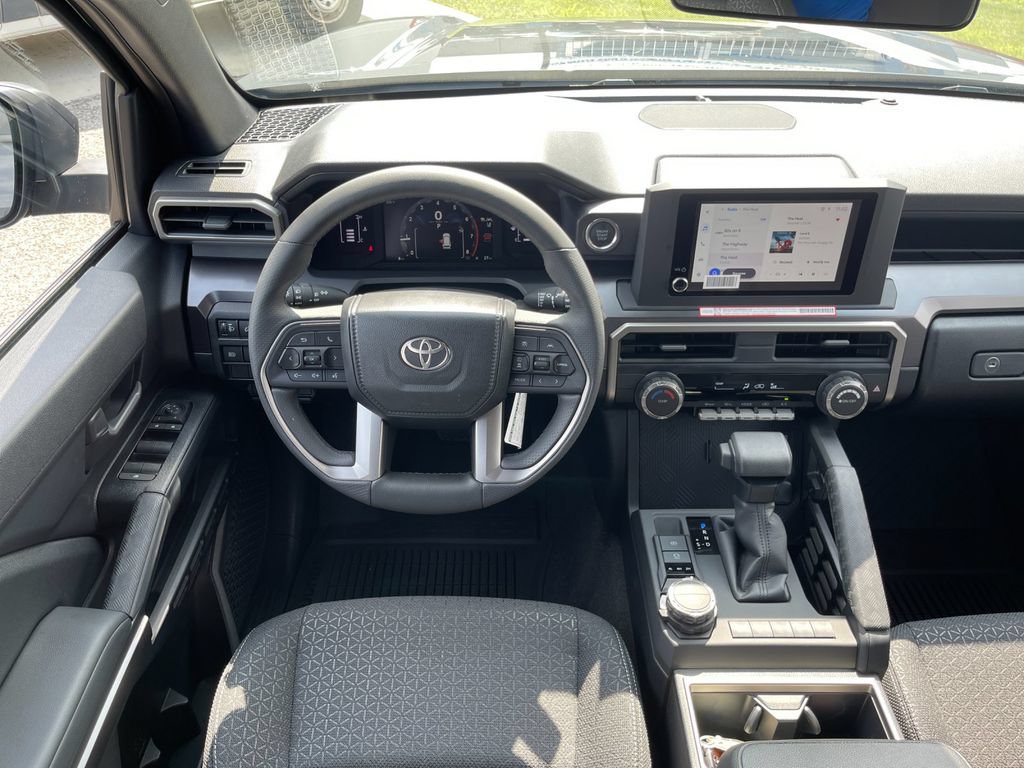 New 2026 Toyota 4Runner SR5 AWD/4WD image 16