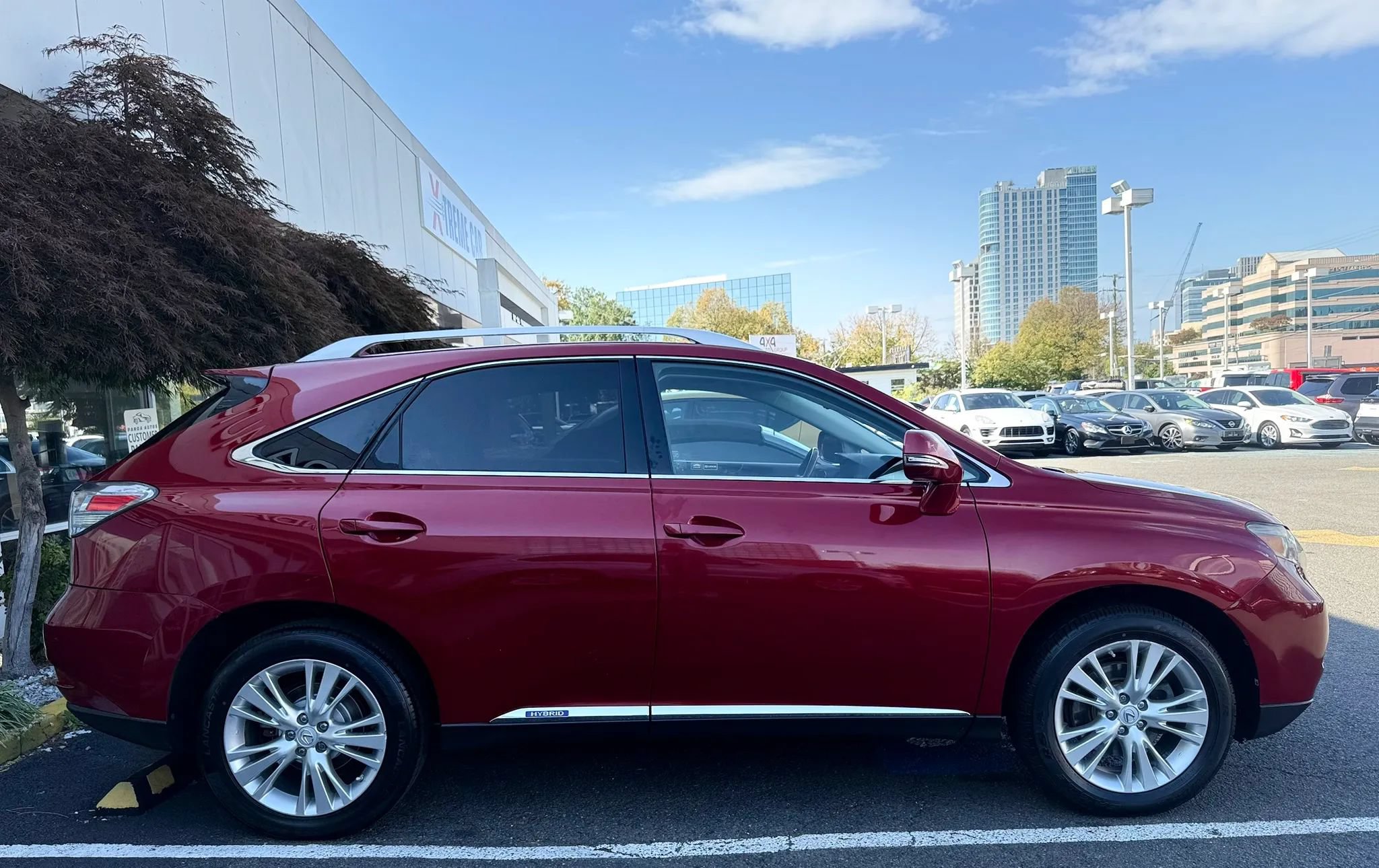Used 2010 Lexus RX 450h AWD w/ Premium Pkg image 8