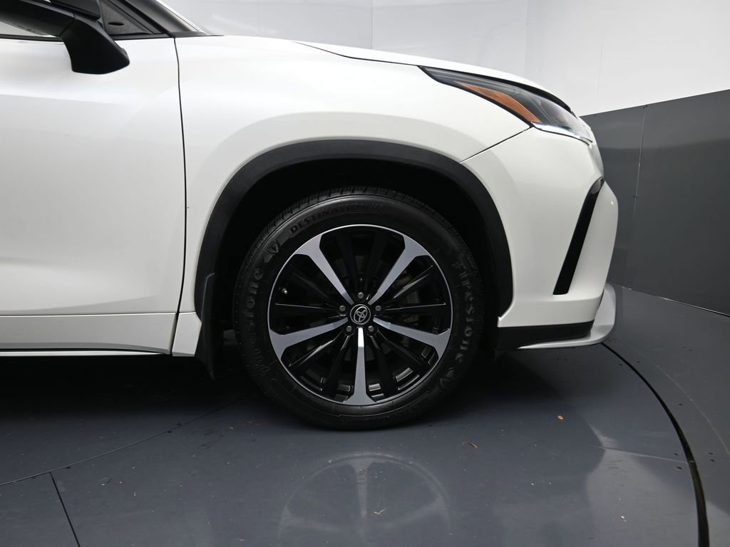 Used 2021 Toyota Highlander XSE image 5