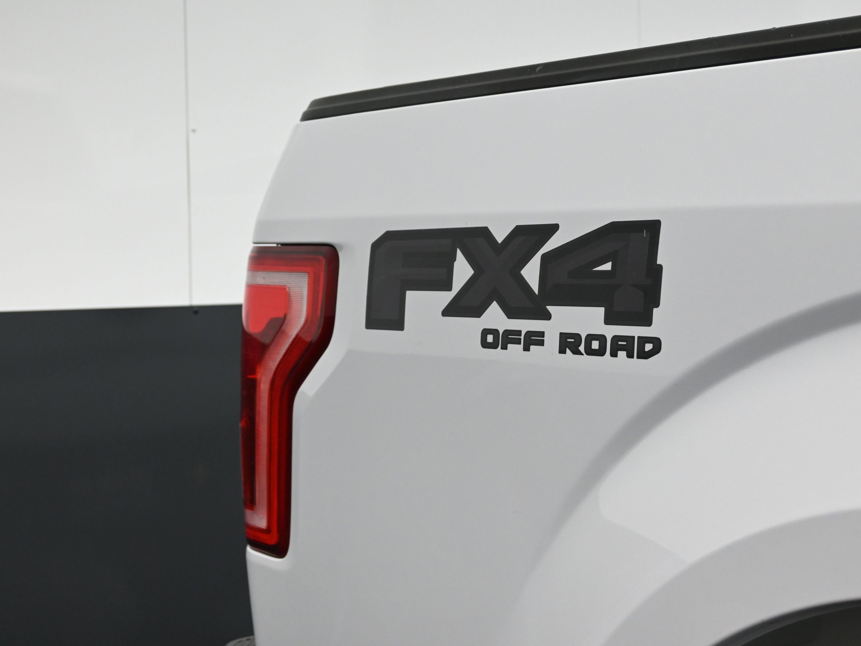 Used 2015 Ford F150 XL w/ Equipment Group 101A Mid AWD/4WD image 44