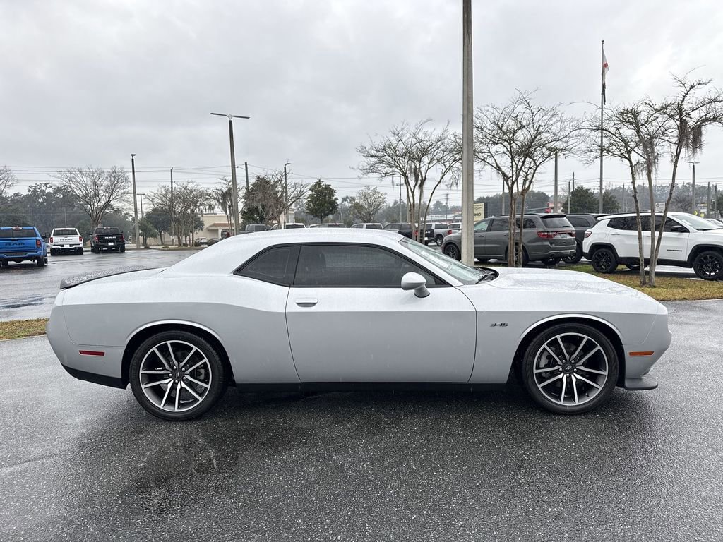 Used 2023 Dodge Challenger R/T image 2