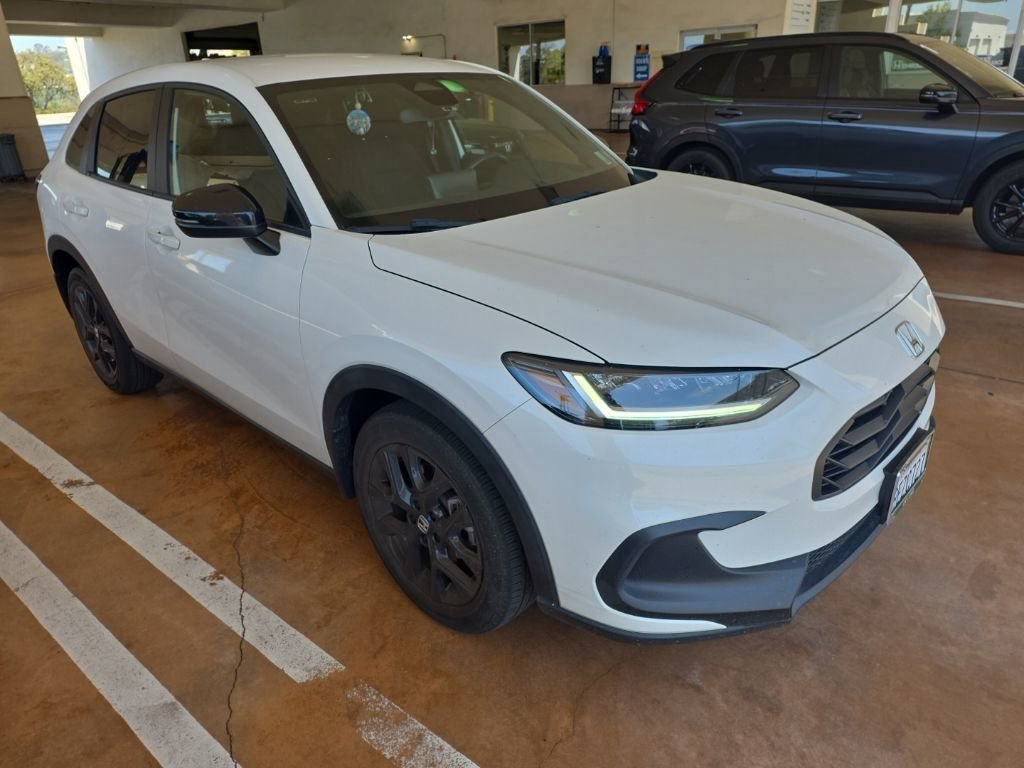 Used 2023 Honda HR-V Sport image 7