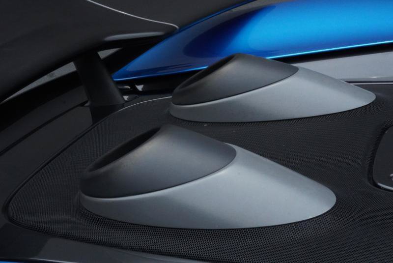 Used 2020 McLaren 600LT Spider RWD image 34