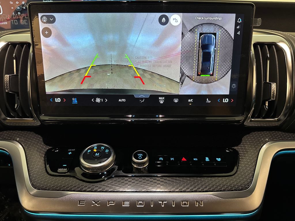 New 2027 Ford Expedition Platinum RWD image 7