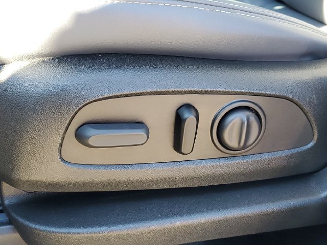 Used 2024 Buick Enclave Essence w/ LPO, Floor Liner Package FWD image 11