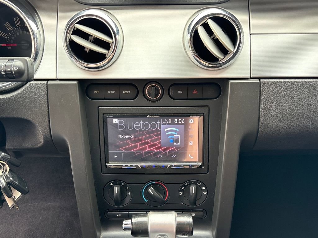 Used 2006 Ford Mustang GT image 23