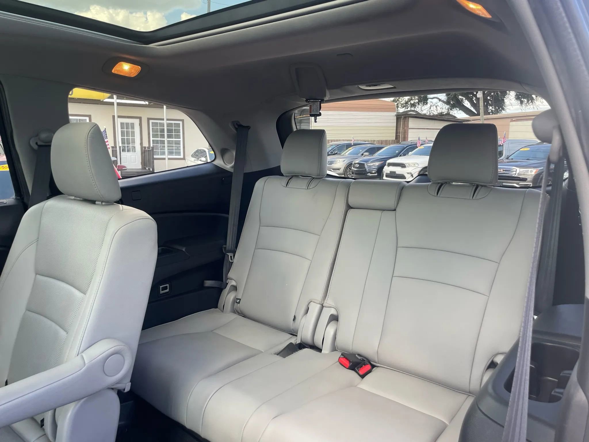 Used 2019 Honda Pilot Elite image 19