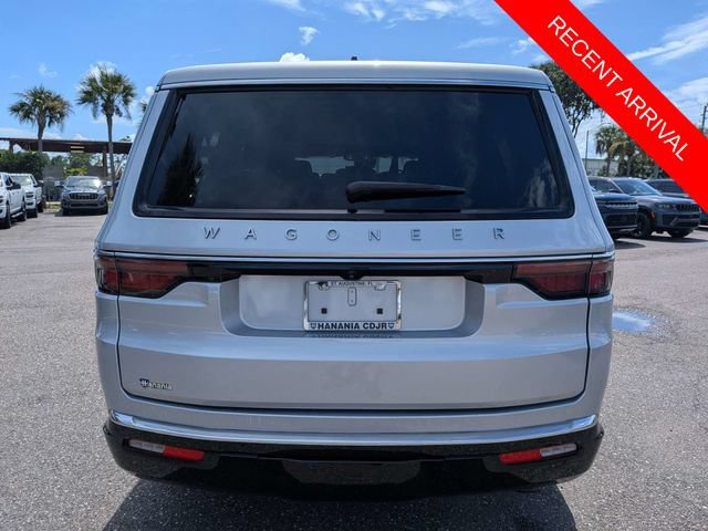 Used 2024 Jeep Wagoneer 4WD w/ Premium Group I image 4