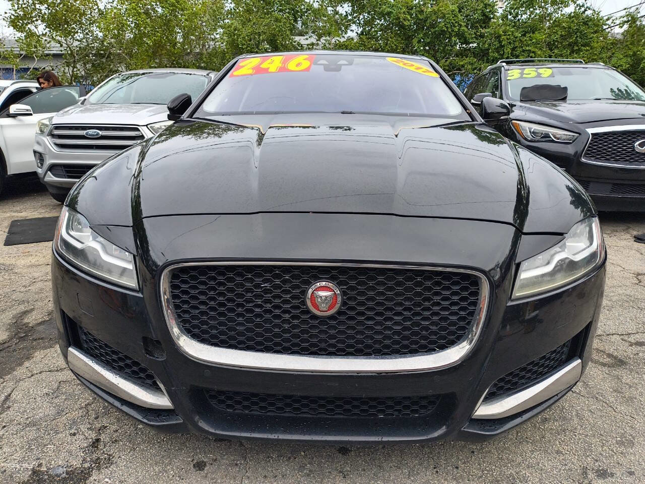 Used 2016 Jaguar XF Prestige AWD/4WD image 16