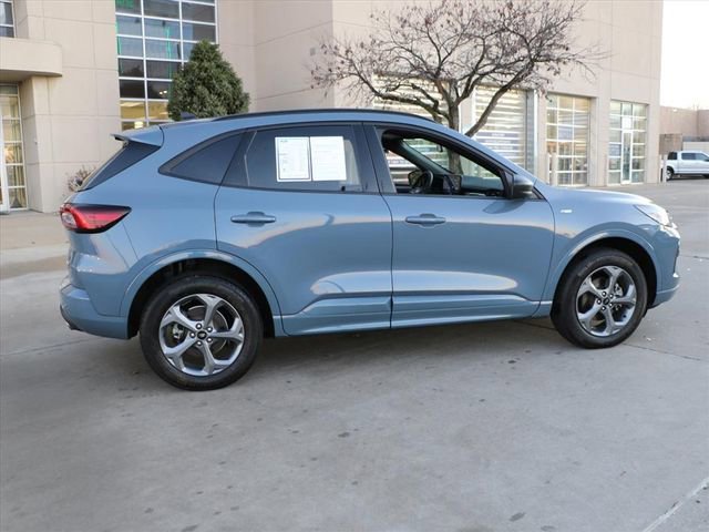 Used 2024 Ford Escape ST-Line w/ Tech Pack #1 image 6