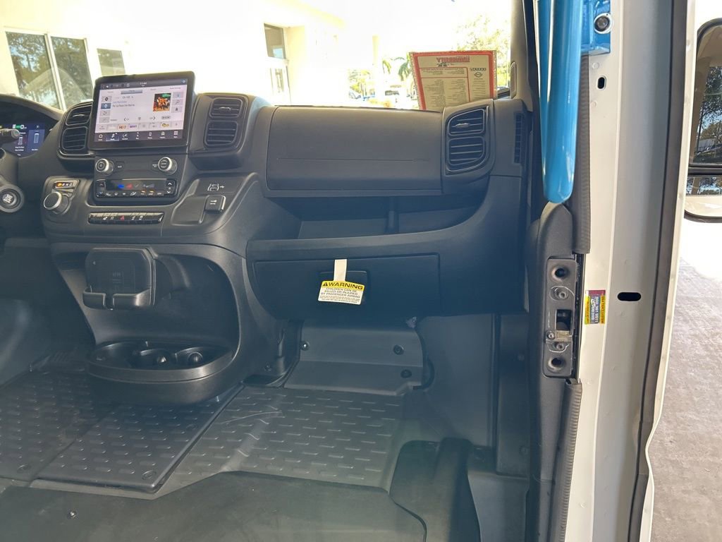 Used 2024 RAM ProMaster 3500 w/ Delivery Van Package image 24