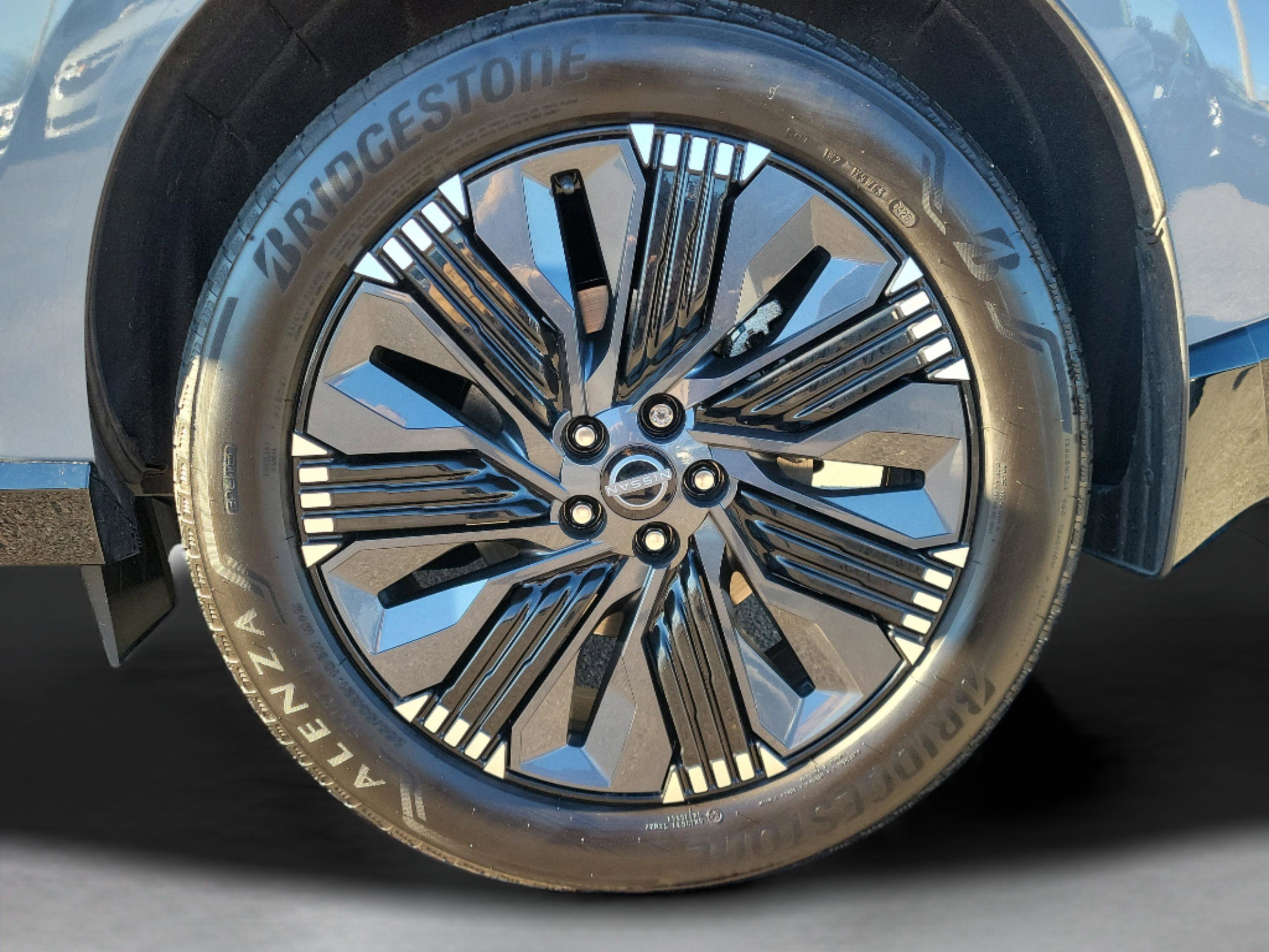 Certified 2025 Nissan Murano Platinum w/ Cargo Package image 63