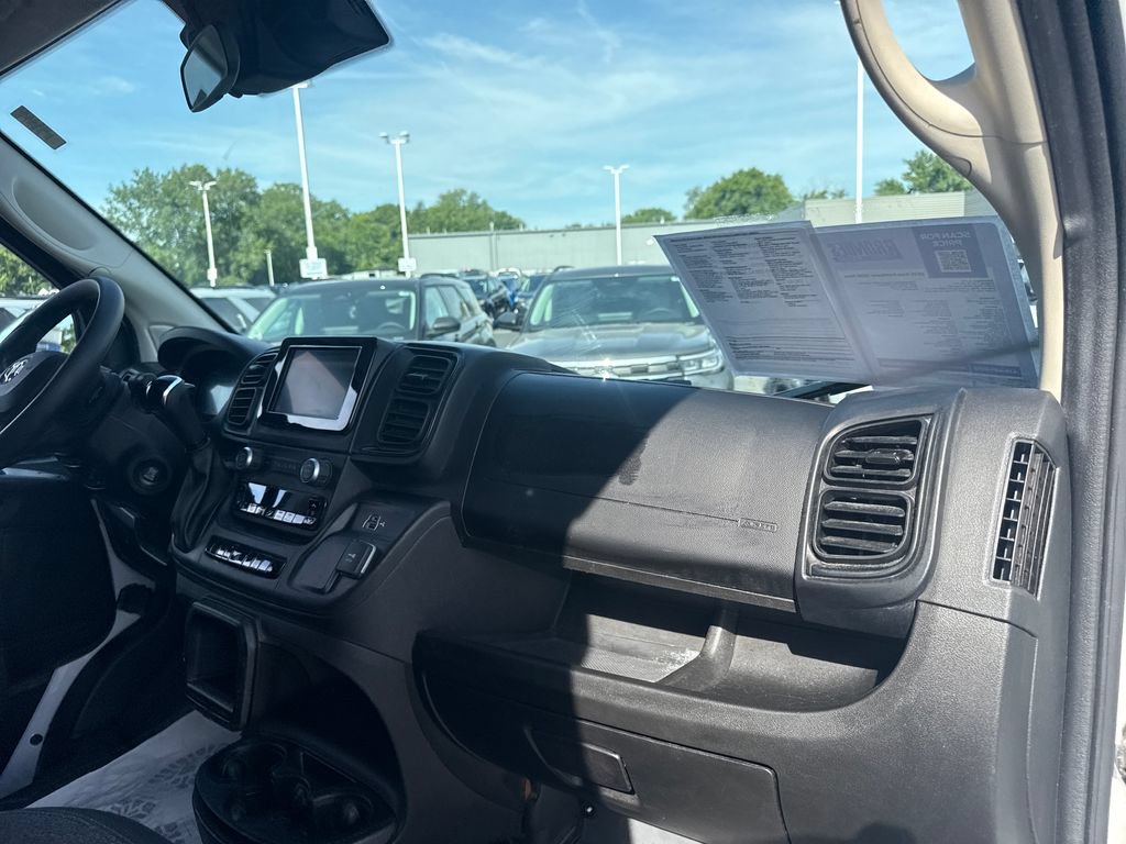 Used 2025 RAM ProMaster 2500 w/ U-Haul Equipment Group FWD image 24