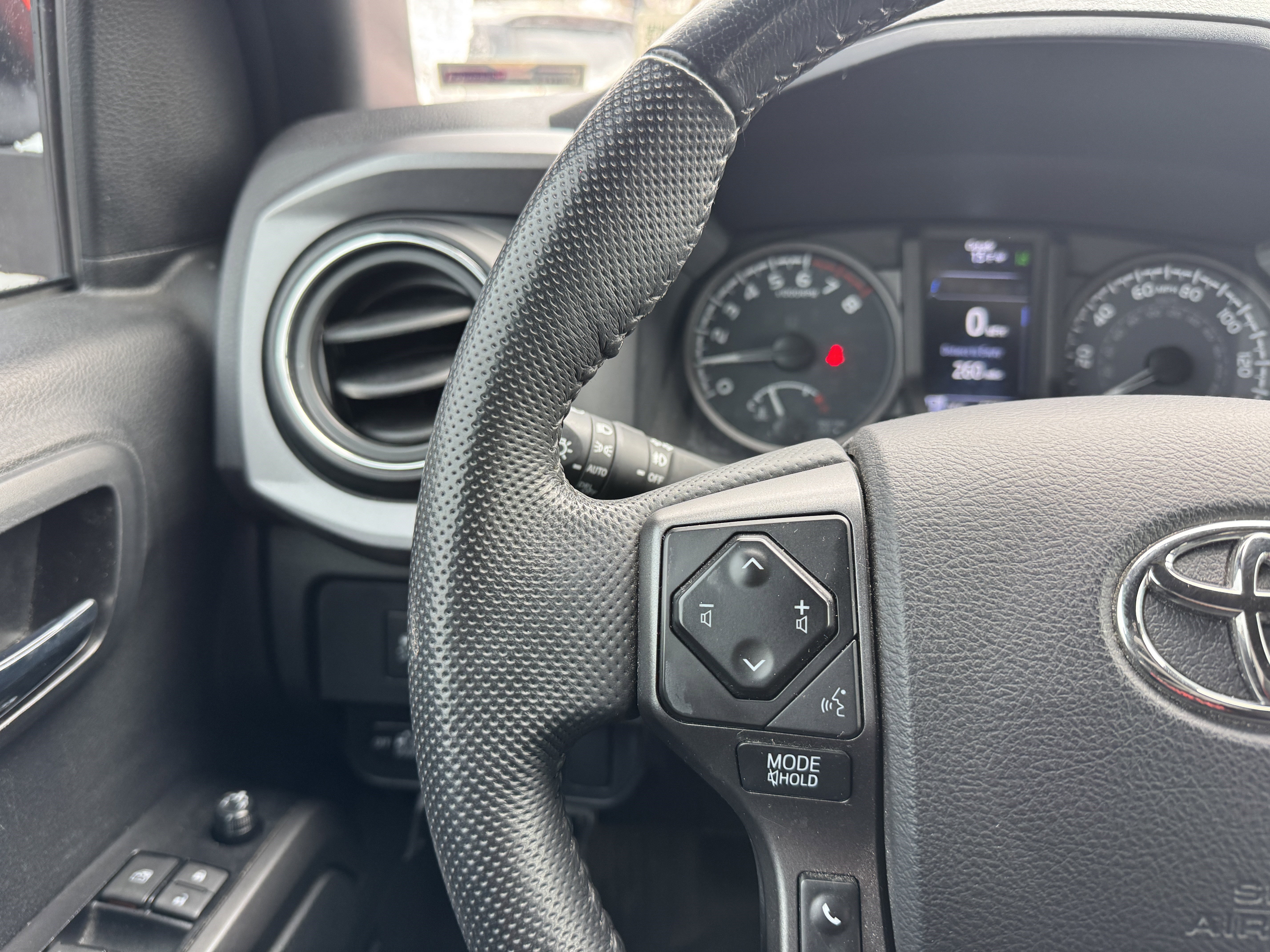 Certified 2023 Toyota Tacoma TRD Pro image 22