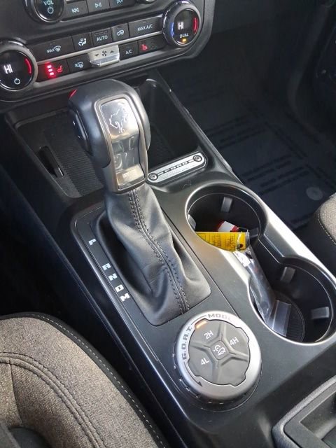 Used 2025 Ford Bronco Big Bend image 33