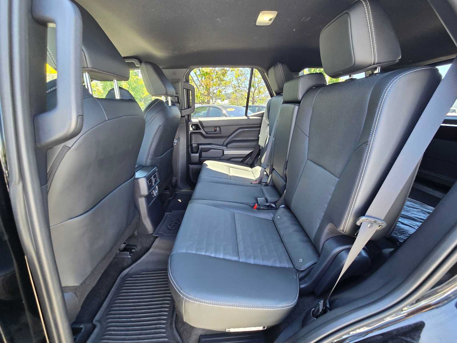 Used 2026 Toyota 4Runner TRD Off-Road Premium AWD/4WD image 16
