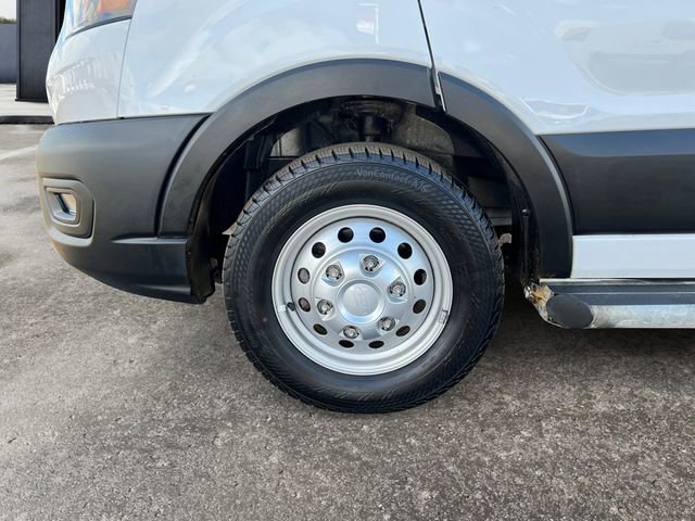 Used 2024 Ford Transit 250 Low Roof AWD w/ Exterior Upgrade Package image 14