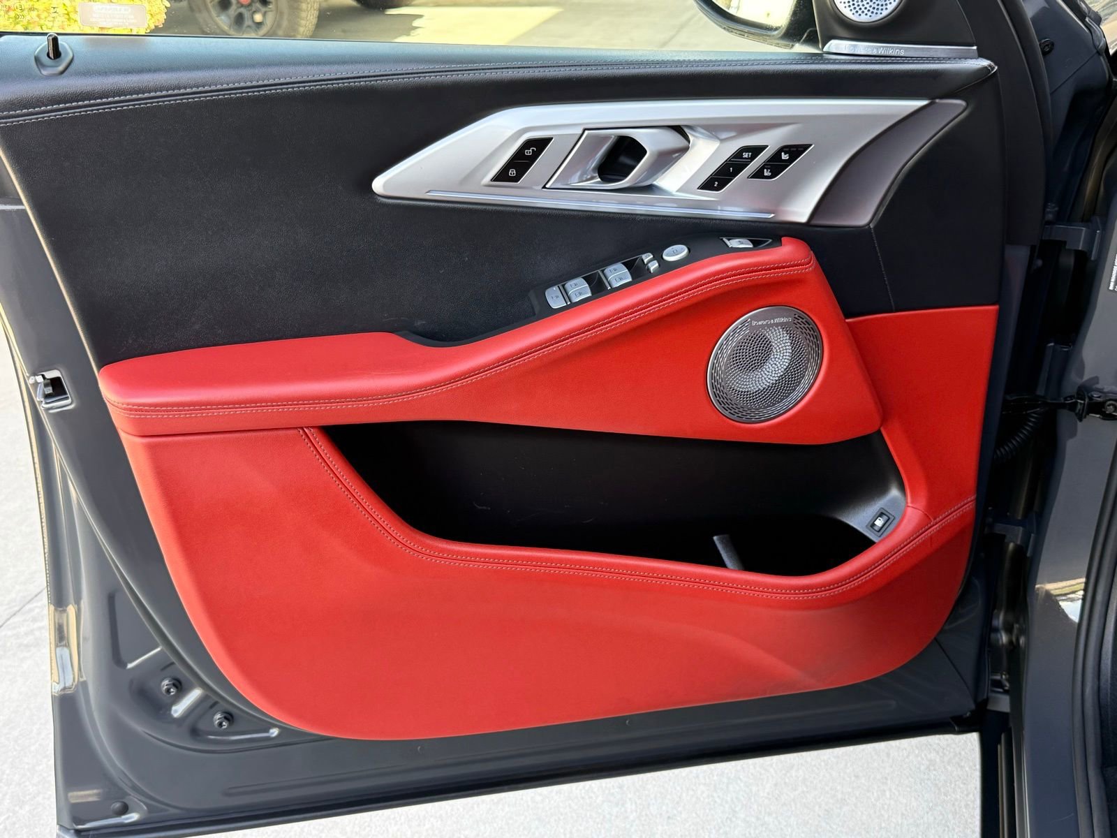 Used 2025 BMW XM Base image 20