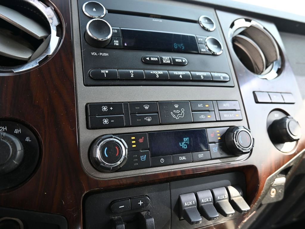 Used 2012 Ford F250 Lariat w/ Lariat Interior Pkg image 23