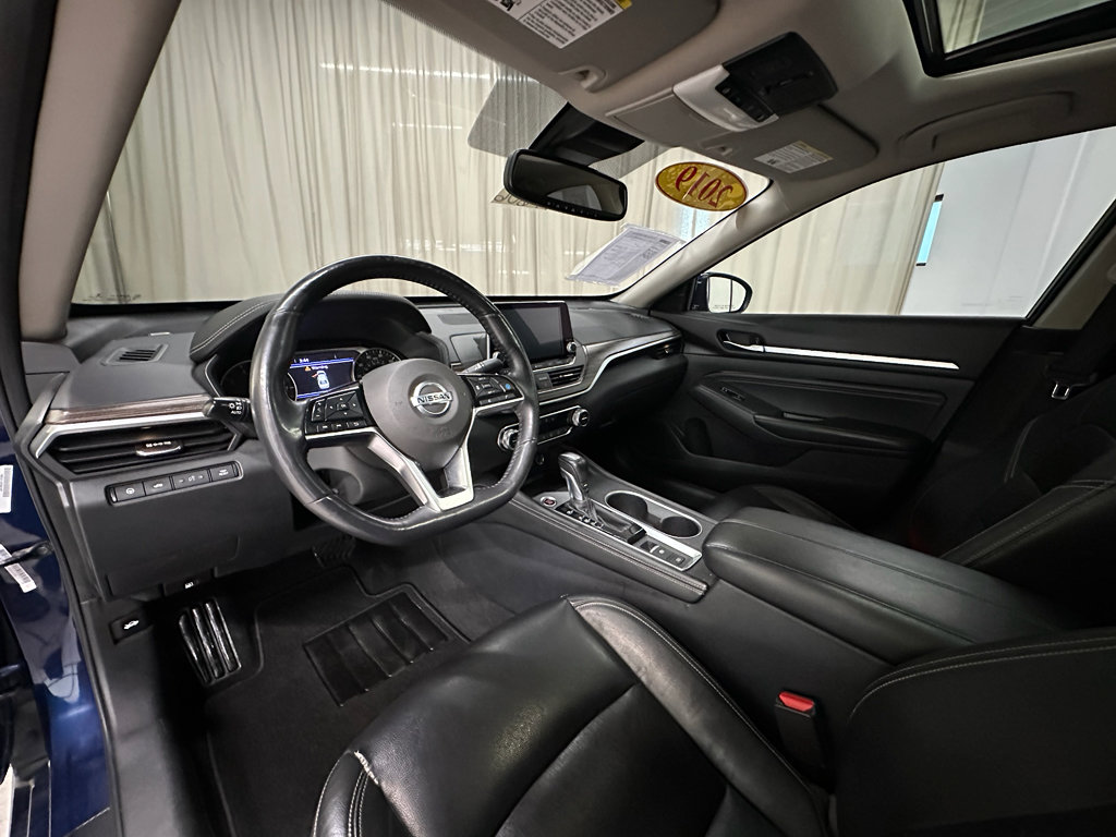 Used 2019 Nissan Altima 2.5 Platinum image 23