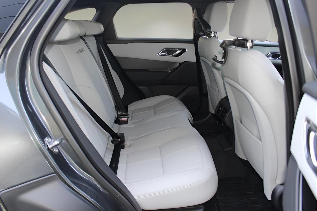 Used 2026 Land Rover Range Rover Velar S AWD/4WD image 18