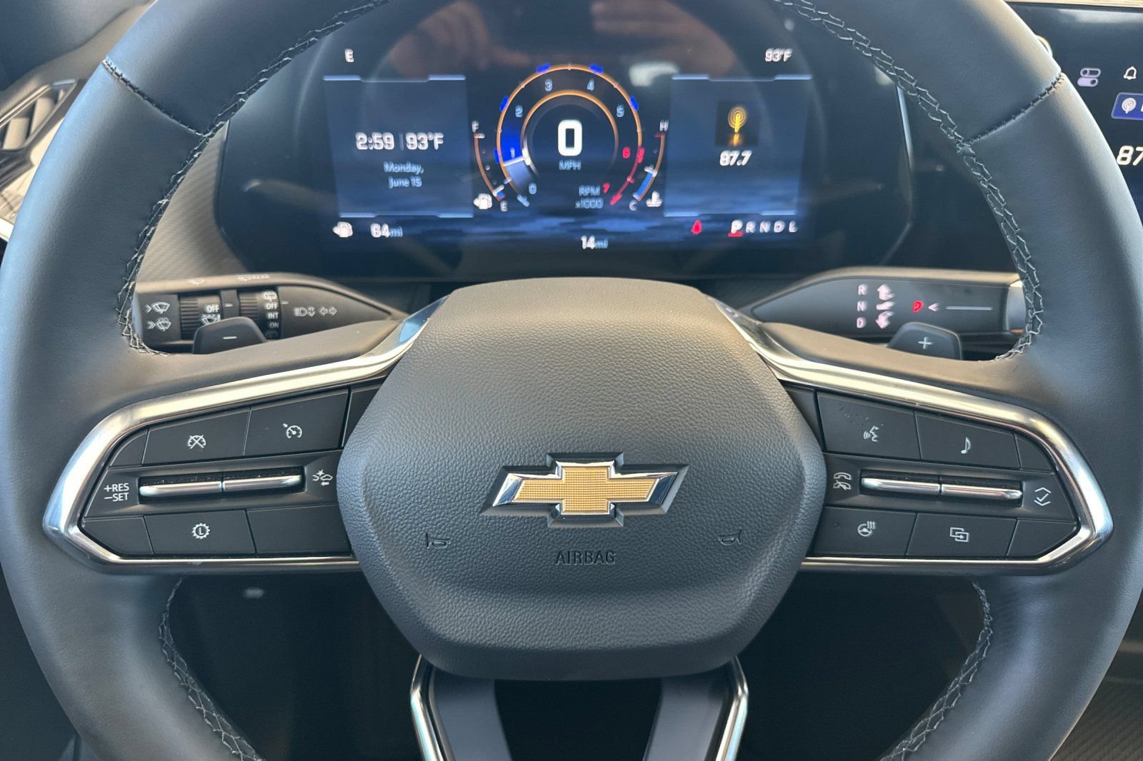 New 2026 Chevrolet Equinox LT w/ Convenience Package II FWD image 25