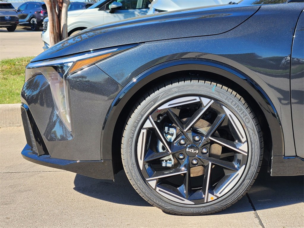 New 2025 Kia K4 GT-Line image 5