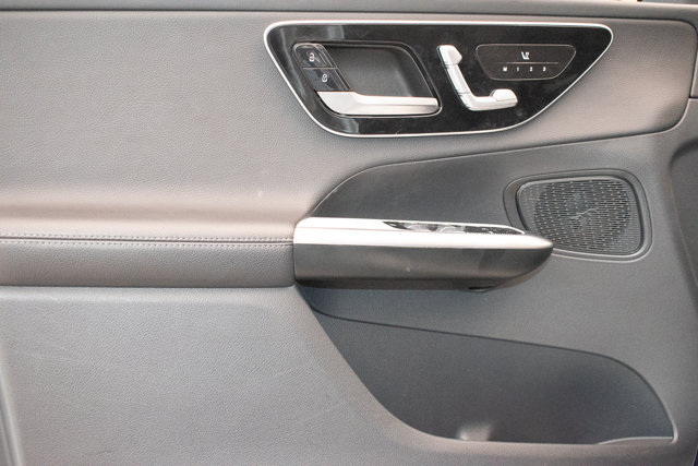 Used 2023 Mercedes-Benz GLC 300 4MATIC w/ AMG Line image 22