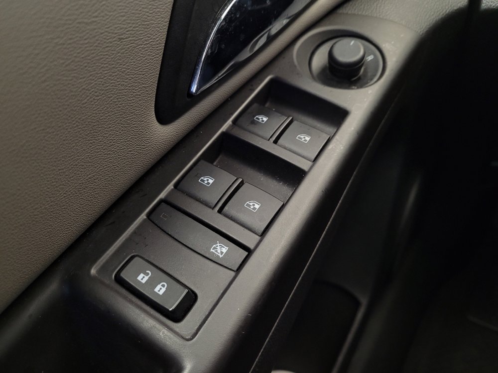 Used 2015 Chevrolet Cruze LT image 27