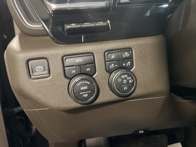 Used 2023 Chevrolet Silverado 1500 LTZ w/ LTZ Premium Package image 21