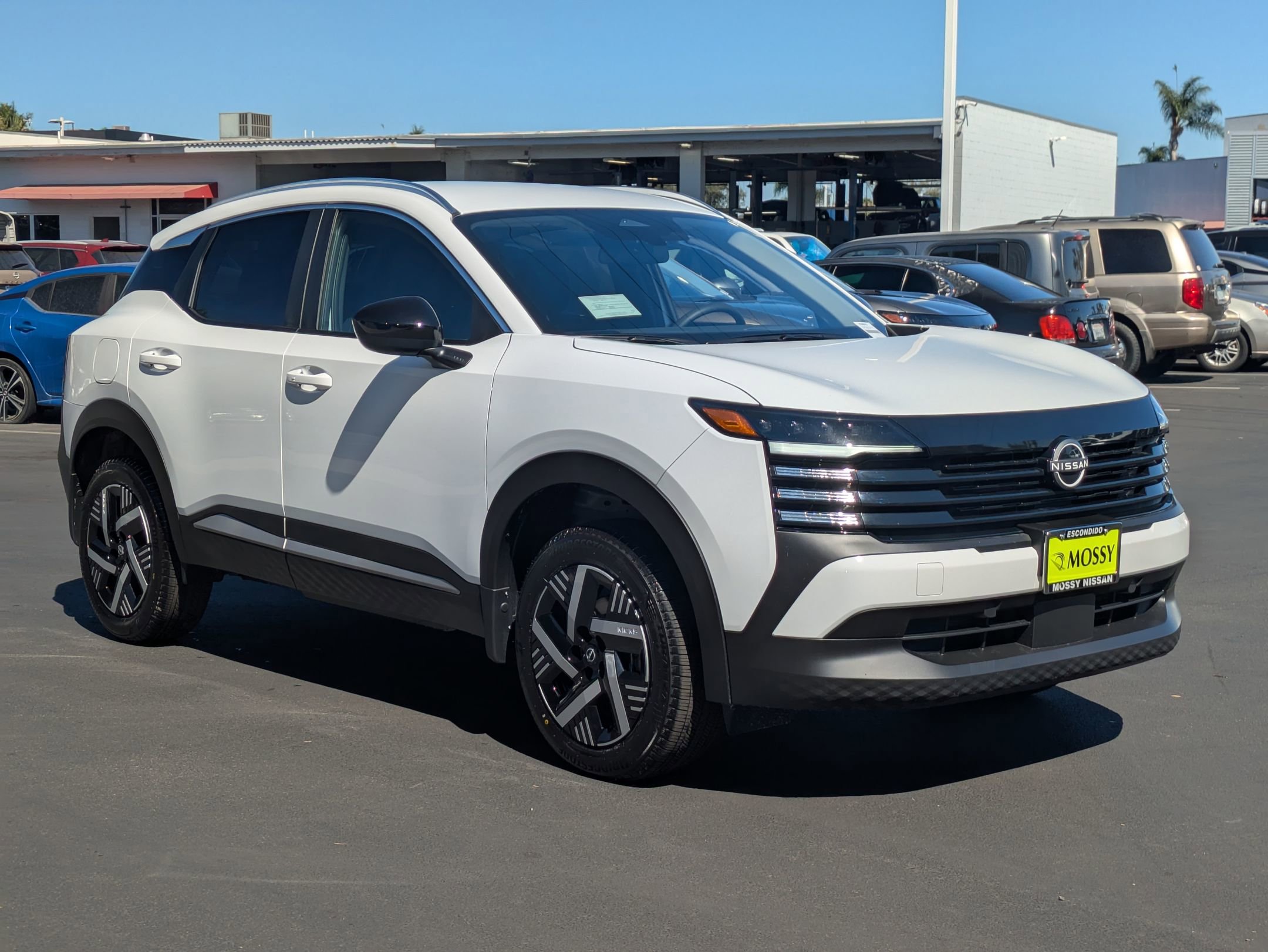 New 2026 Nissan Kicks SV image 3