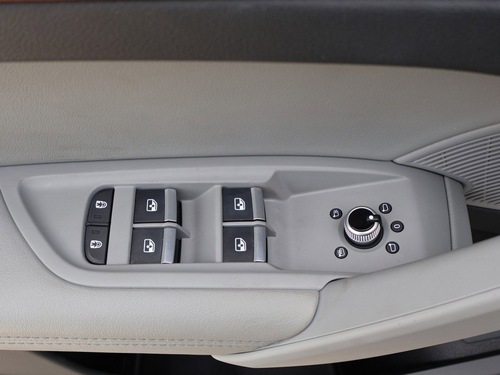 Used 2022 Audi Q5 2.0T Premium Plus w/ Premium Plus Package image 45