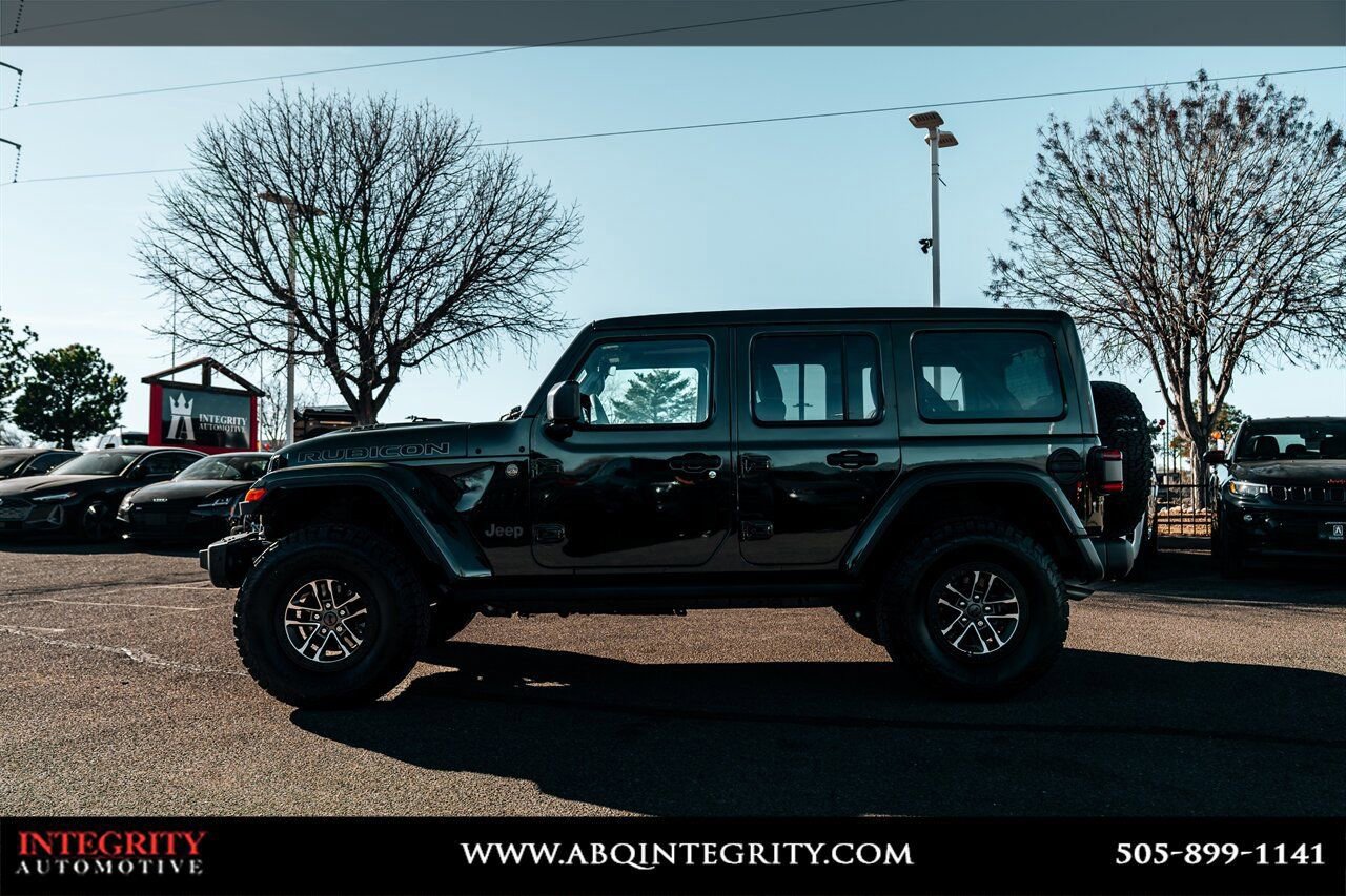 Used 2024 Jeep Wrangler Unlimited Rubicon 392 image 4