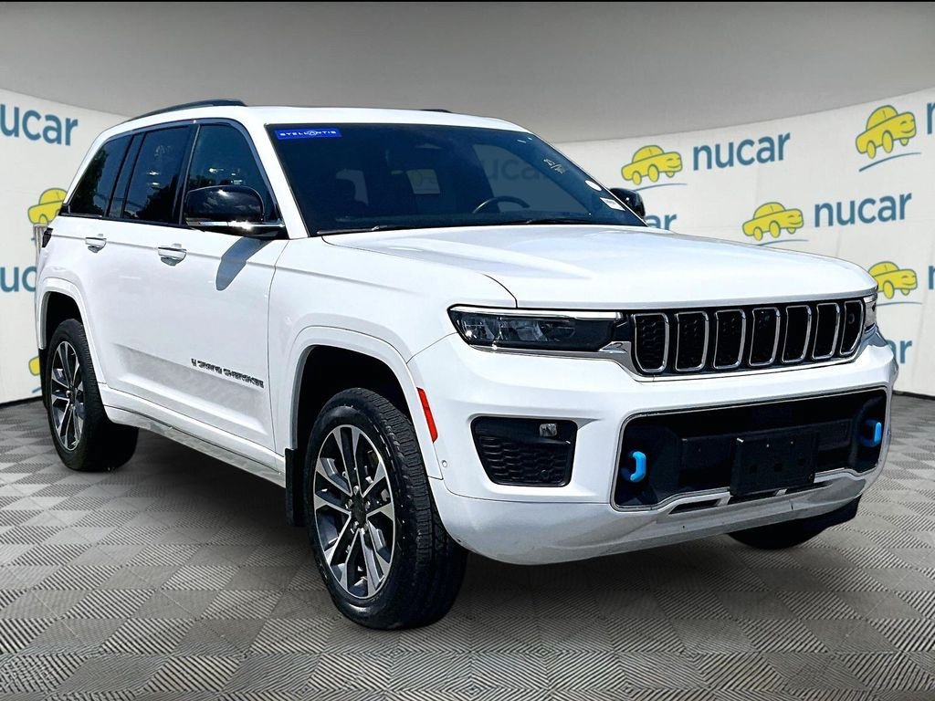 Used 2023 Jeep Grand Cherokee Overland w/ Advanced Protech Group III AWD/4WD image 1