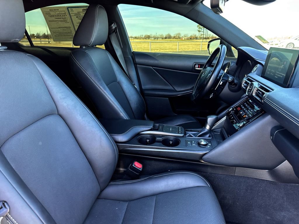 Used 2021 Lexus IS 300 300 w/ Accessory Package image 23