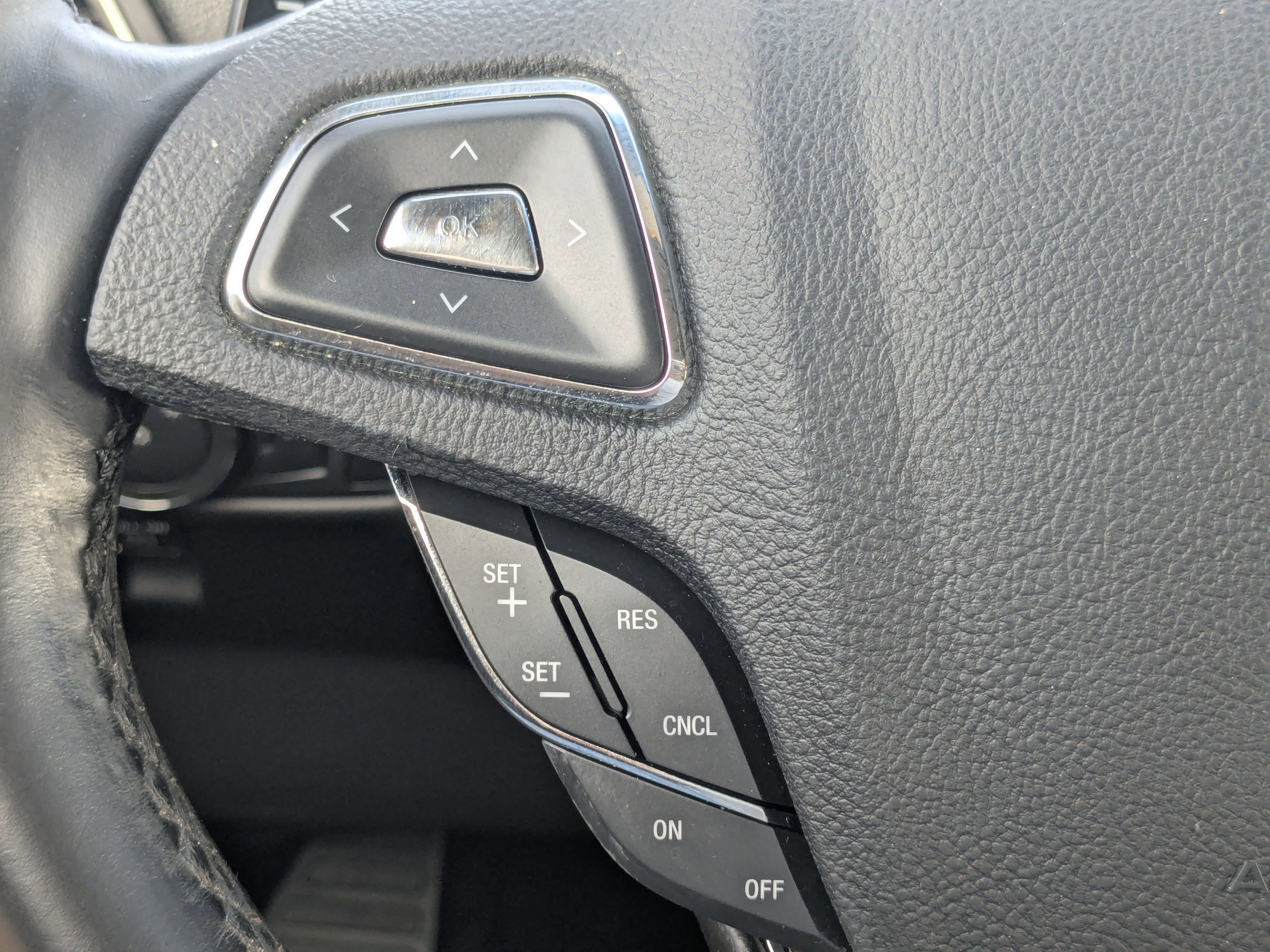 Used 2017 Lincoln MKX Reserve image 28