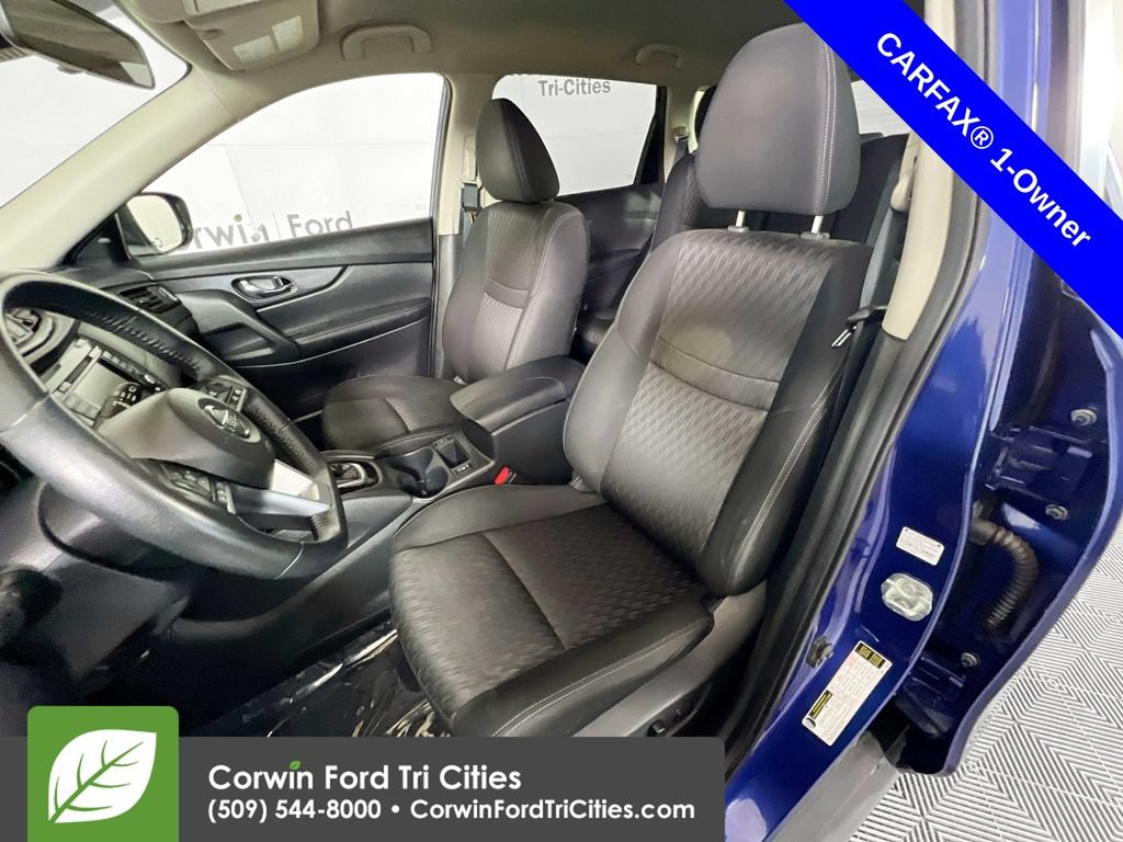 Used 2020 Nissan Rogue SV AWD/4WD image 24