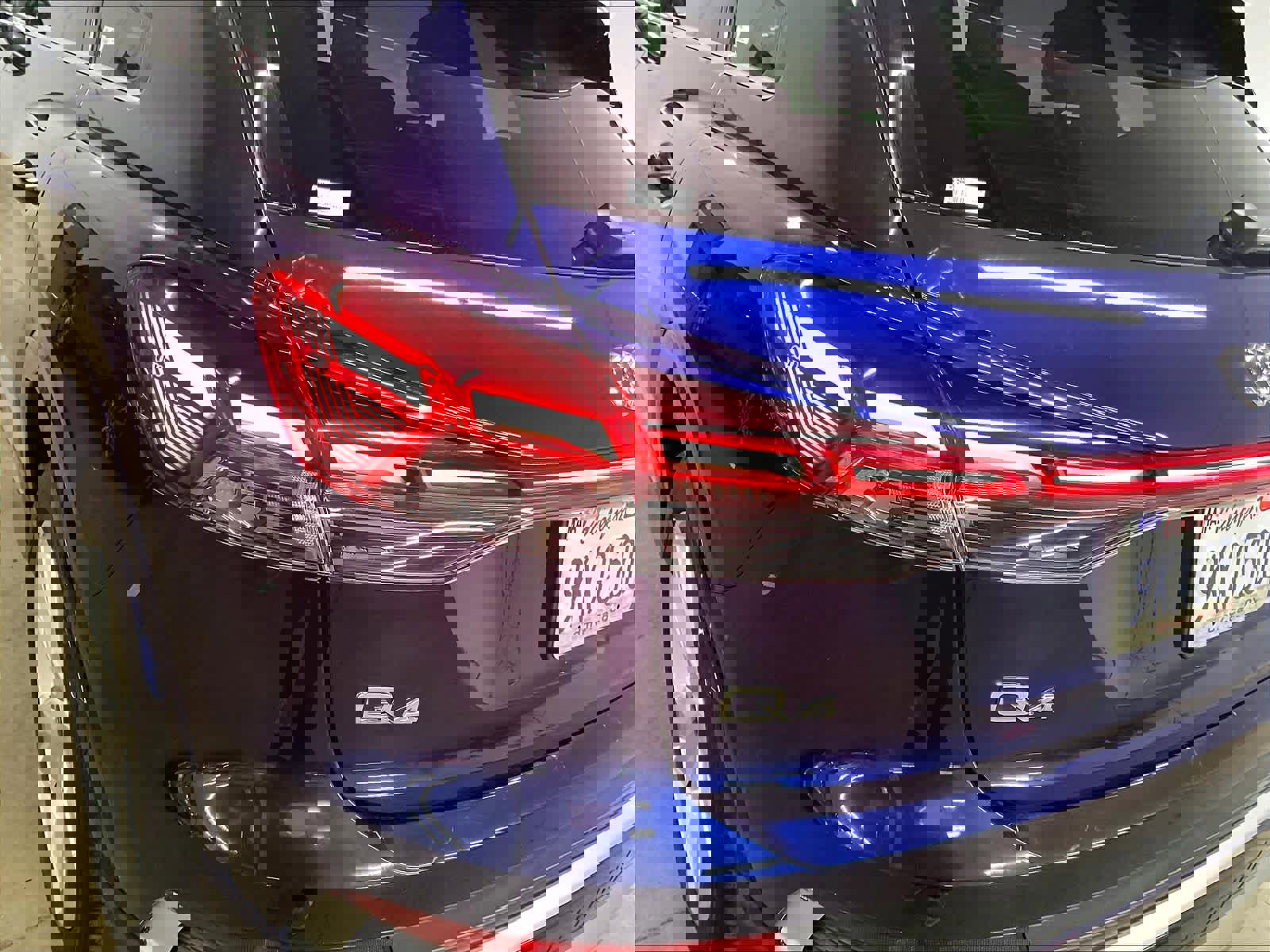 Certified 2023 Audi Q4 e-tron Premium Plus w/ Premium Plus image 30