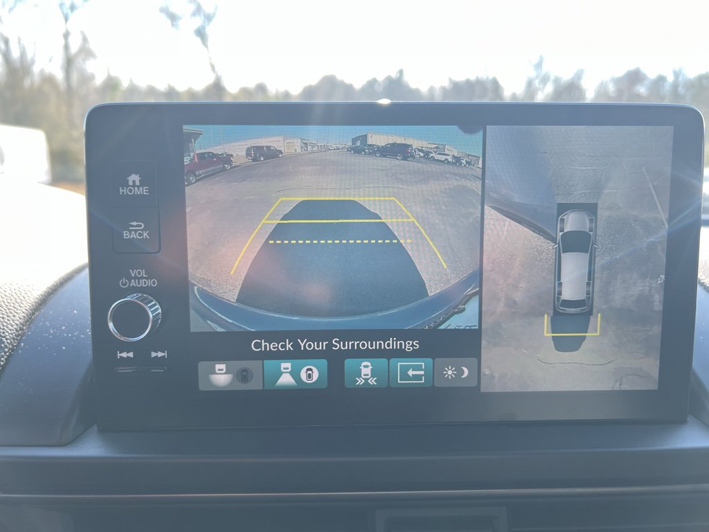 Certified 2025 Honda Pilot TrailSport image 17