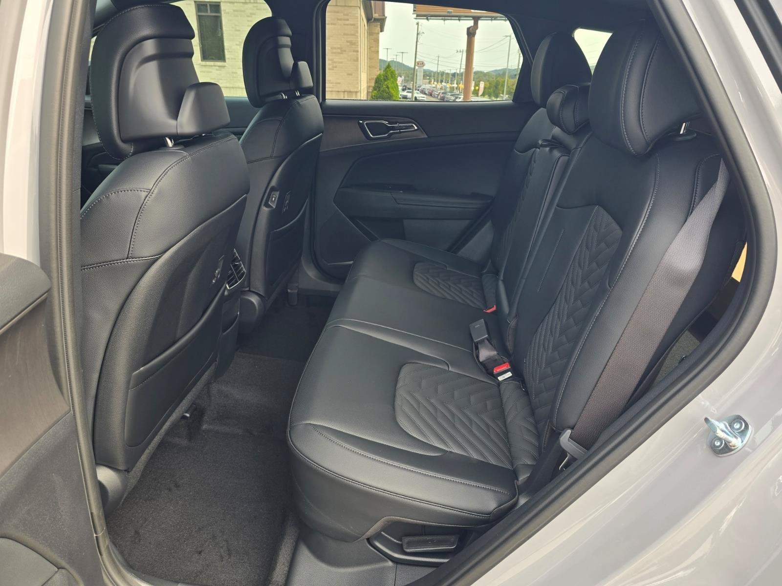 New 2027 Kia Sportage X-Line w/ X-Line Technology Package AWD/4WD image 4