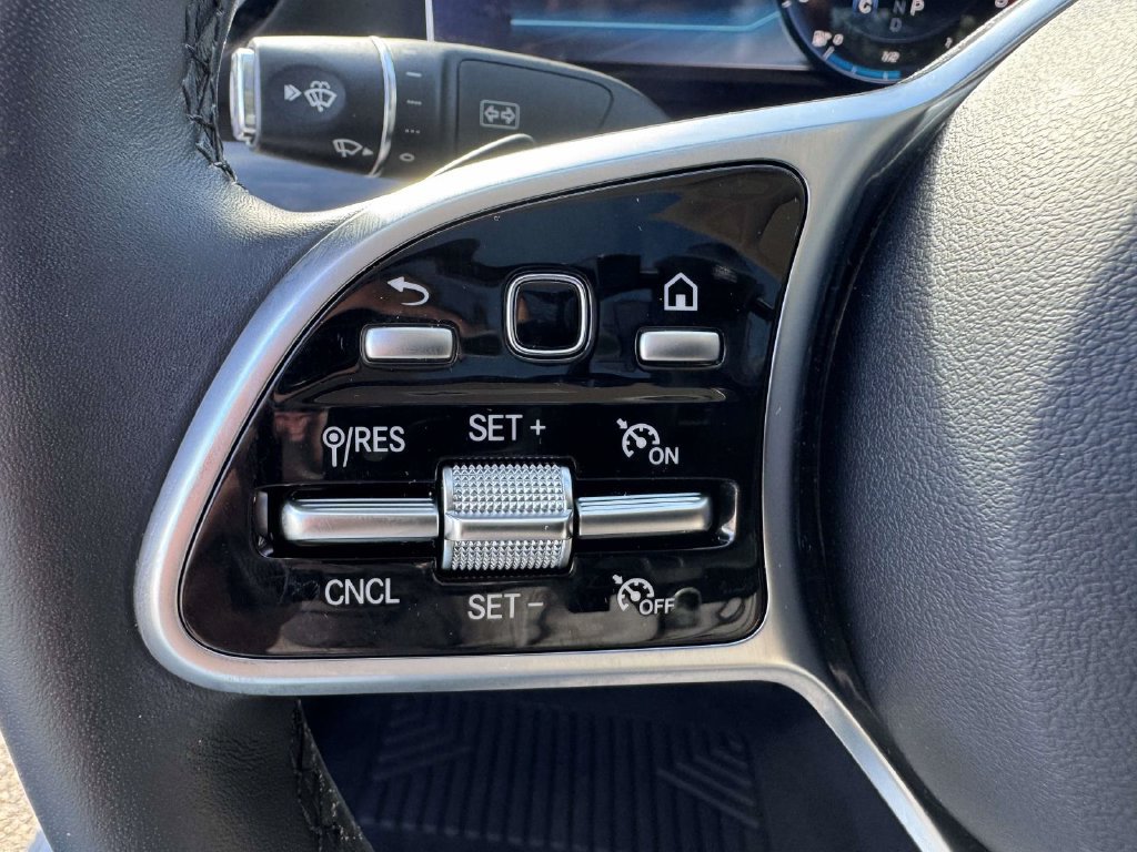 Used 2020 Mercedes-Benz E 350 4MATIC Sedan image 23