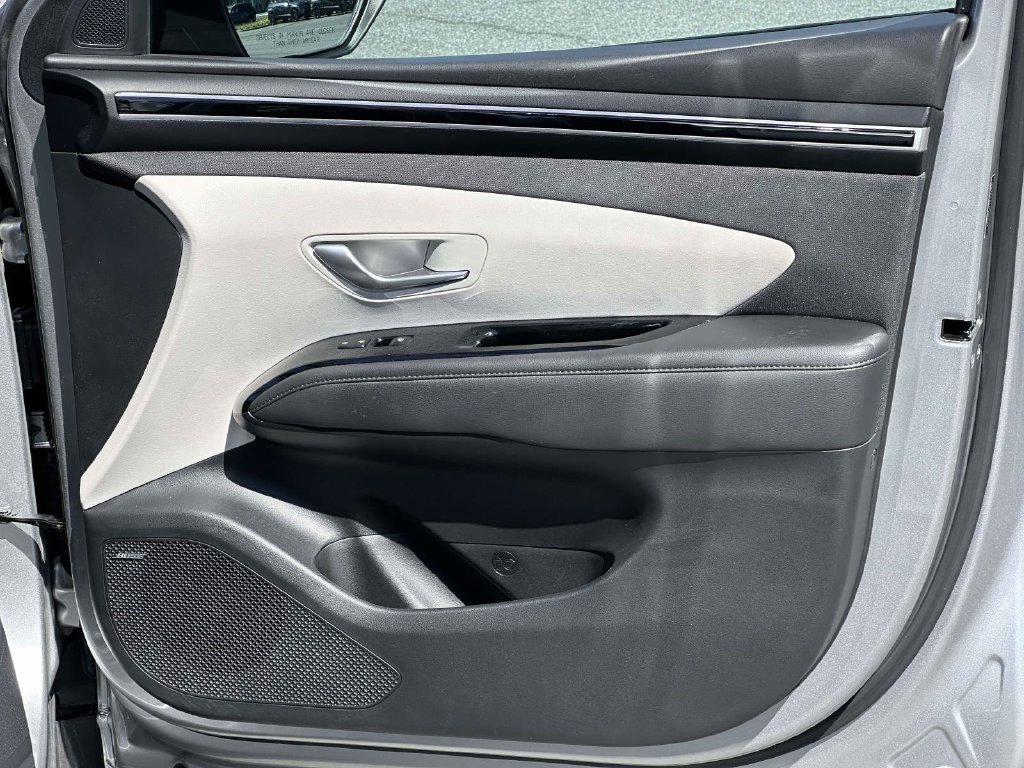 Certified 2023 Hyundai Tucson Limited AWD/4WD image 9